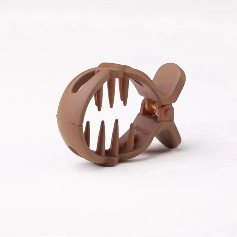 Rund hårklämma i frostad akryl