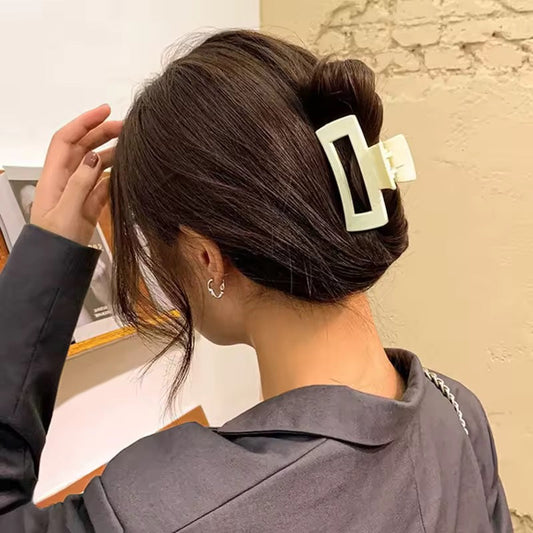 Hårklämma M - 8,5 cm