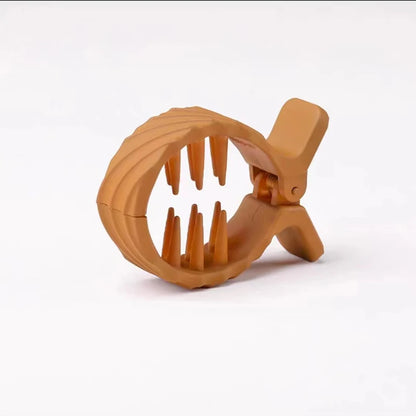 Rund hårklämma i frostad akryl