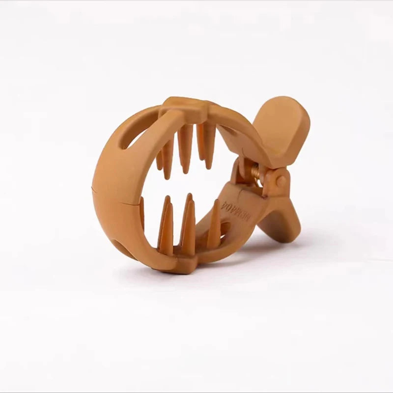 Rund hårklämma i frostad akryl